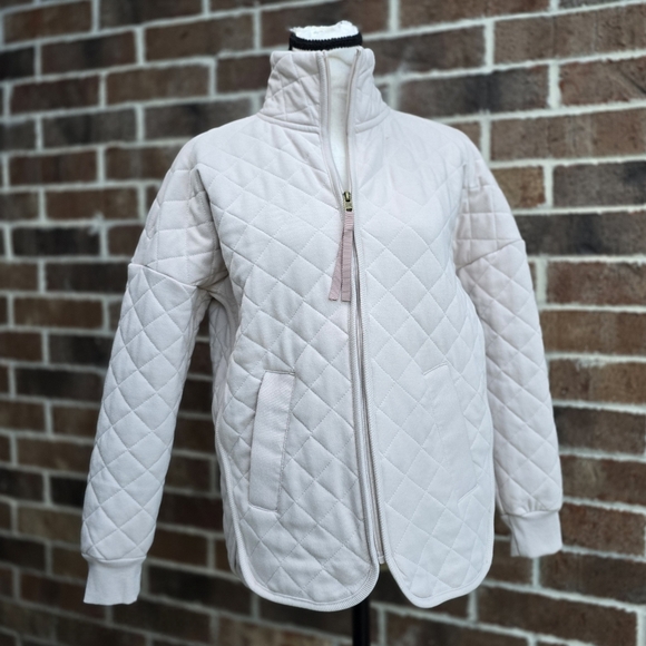 Avalanche Jackets & Blazers - Avalanche Quilted Women's Jacket in Cream